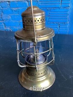 Vintage The Universal Metal Spinning &stamping Co. Brass Ship/ Railroad Lantern