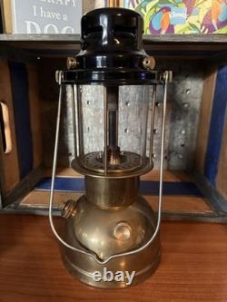 Vintage Willis & Bates Brass Railroad Lantern BS2049 (r5s4)
