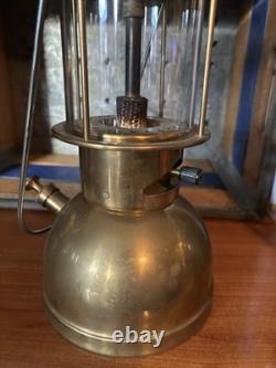 Vintage Willis & Bates Brass Railroad Lantern BS2049 (r5s4)