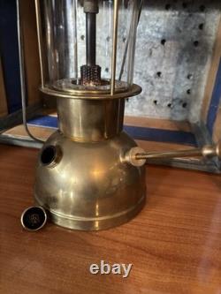 Vintage Willis & Bates Brass Railroad Lantern BS2049 (r5s4)