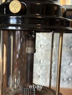 Vintage Willis & Bates Brass Railroad Lantern BS2049 (r5s4)