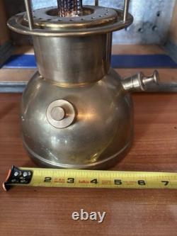 Vintage Willis & Bates Brass Railroad Lantern BS2049 (r5s4)
