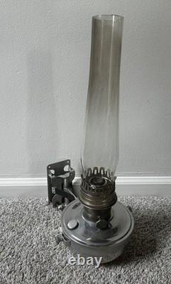 Vtg Aladdin Railroad Caboose Train Lamp Kerosene Mantle Lantern With Wall Mount