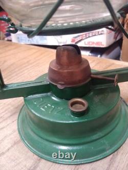 Vtg Dietz Victor 1896 Kerosene Oil Lantern Lamp Made in USA Barn Railroad Nice