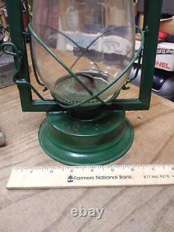 Vtg Dietz Victor 1896 Kerosene Oil Lantern Lamp Made in USA Barn Railroad Nice