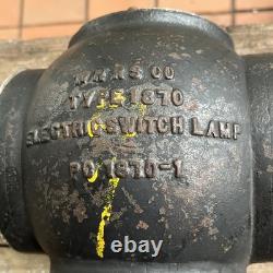 Vtg WRRS Co Type 1870 Railroad Switch Lamp PC 1 Top Cover Globe Cast Iron