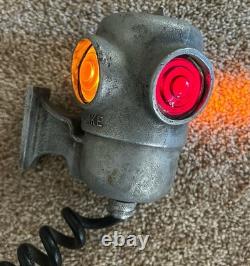 Working ADLAKE Railroad Train Caboose Lamp 4Way Signal Lantern Orange & Red RARE